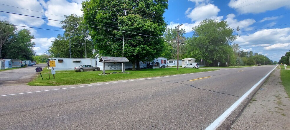 Primary Photo Of 5125 N Center Rd, Flint Manufactured Housing Mobile Home Park For Sale