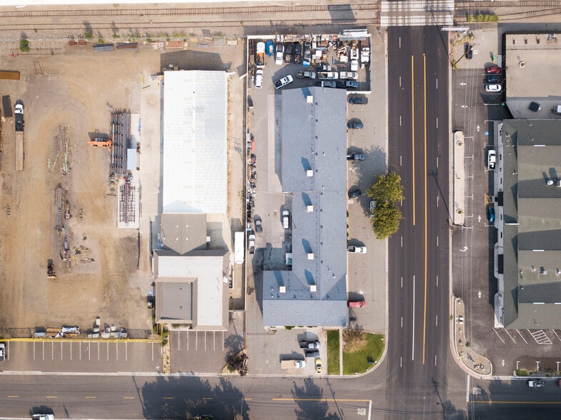 More Photos Of 850 Greg St, Sparks Warehouse For Lease