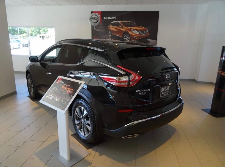 More Photos Of 813 S Parkway St, Corinth Auto Dealership For Sale