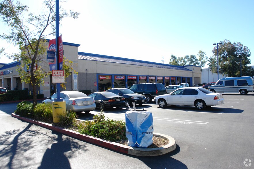 More Photos Of 3332 N San Fernando Rd, Los Angeles Freestanding For Lease