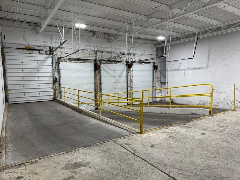 More Photos Of 69 Leggett St, East Hartford Warehouse For Lease