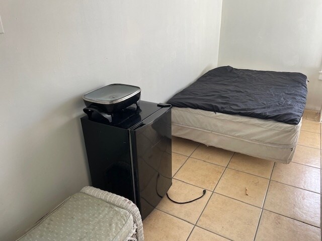 More Photos Of 543 Broad Ave, Wilmington Apartments For Sale