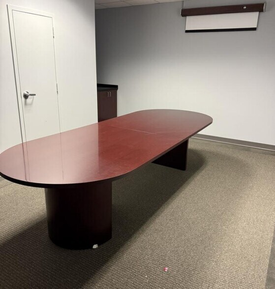 More Photos Of 901 Dulaney Valley Rd, Towson Medical For Lease