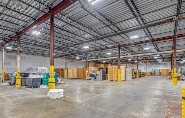 More Photos Of 2925 Industrial Ave, Lake Charles Distribution For Sale