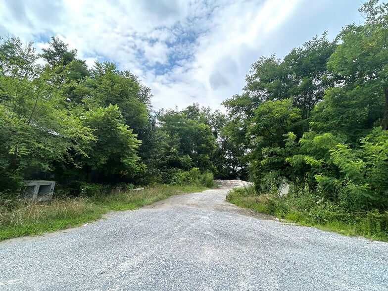 More Photos Of 400 Mall Dr, Martinsburg Land For Sale