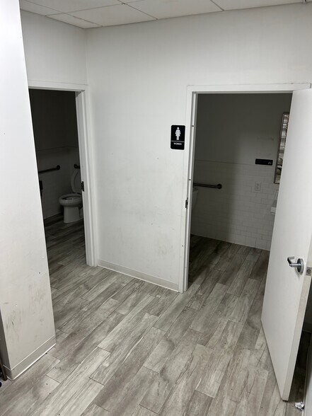 More Photos Of 615 Main St, Cincinnati Loft Creative Space For Lease