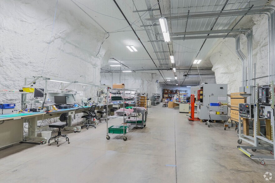 More Photos Of 1605 Old Route 18, Wampum Warehouse For Lease