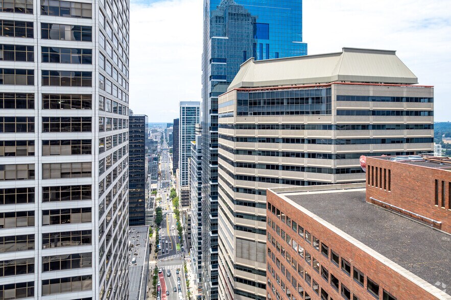 More Photos Of 1835 Market St, Philadelphia Office For Lease
