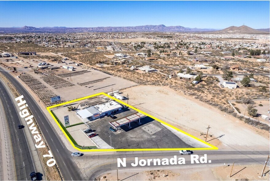 More Photos Of 5701 N Jornada Rd, Las Cruces Service Station For Sale