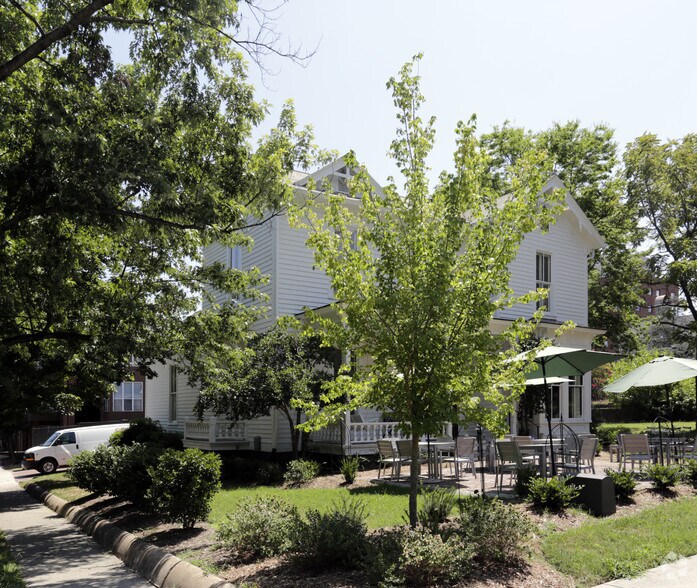 Primary Photo Of 224 W 10th St, Charlotte Restaurant For Sale