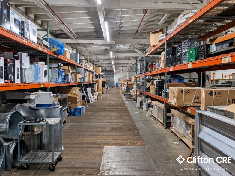 More Photos Of 72 Putnam St, Paterson Warehouse For Lease