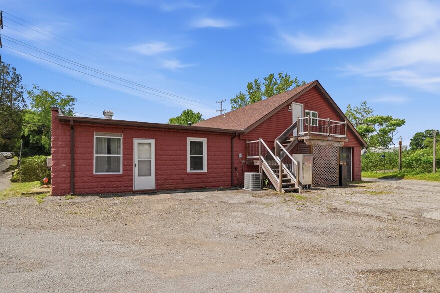 More Photos Of 3762 Saxonburg Blvd, Cheswick Auto Repair For Sale