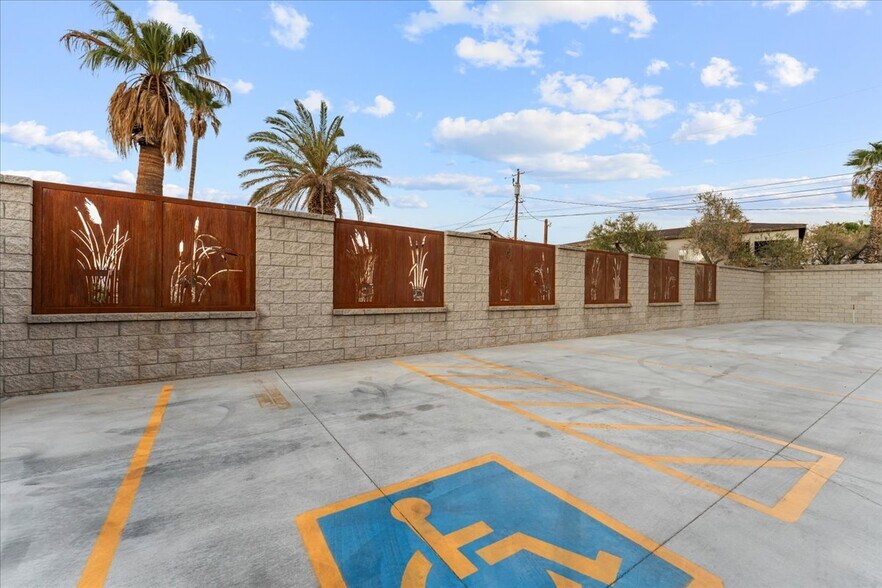 More Photos Of 3388 London Bridge rd, Lake Havasu City Industrial For Sale
