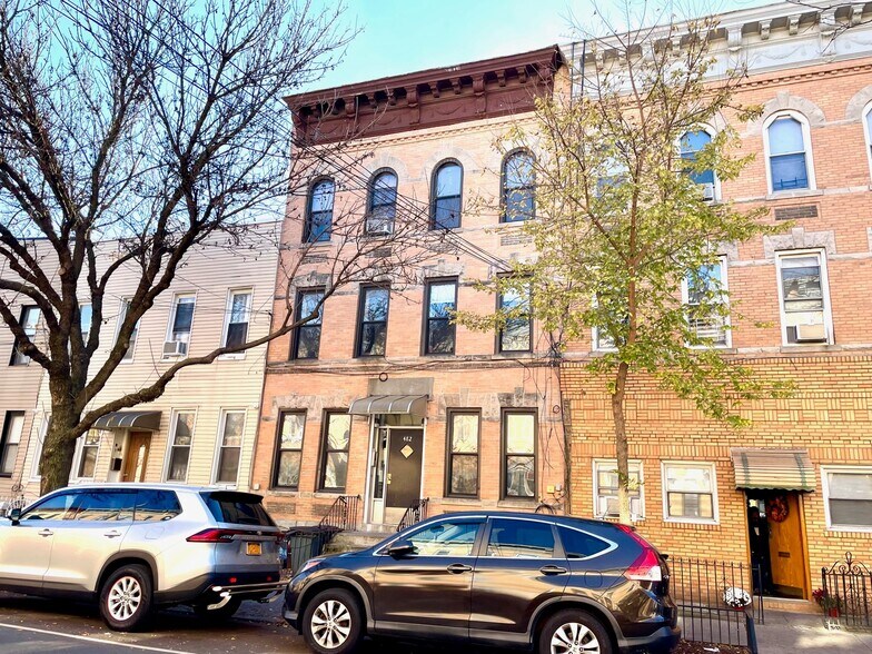 Primary Photo Of 482 Onderdonk Ave, Ridgewood Apartments For Sale