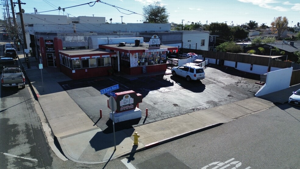 More Photos Of 1876 E Main St, Ventura Freestanding For Sale