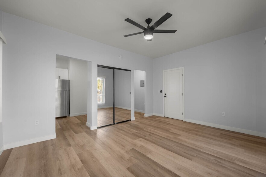 More Photos Of 4309 S Main St, Los Angeles Apartments For Sale