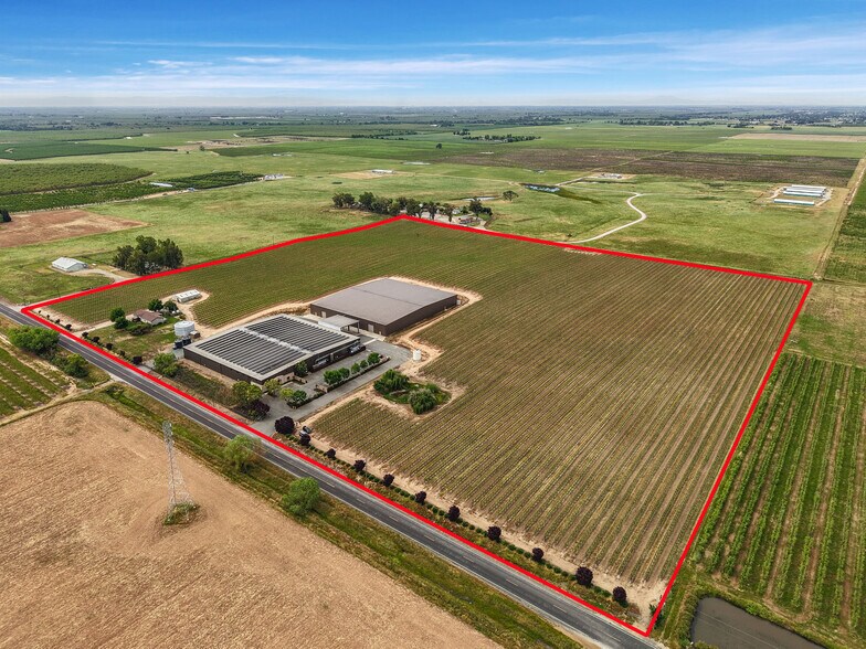 More Photos Of 11989 Clements Rd, Linden Land For Lease