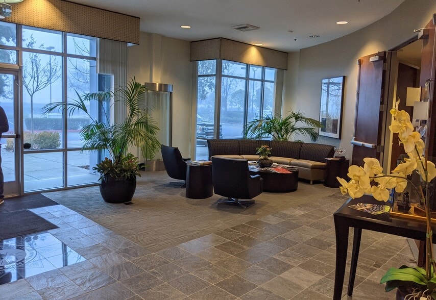 More Photos Of 4010 Truxel Rd, Sacramento Medical For Lease