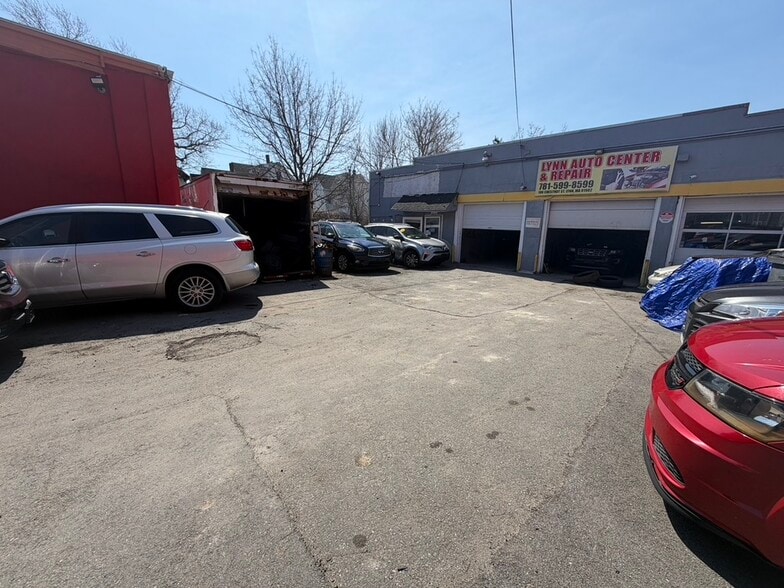 More Photos Of 106 Chestnut St, Lynn Industrial For Lease