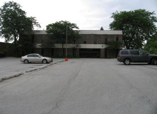 More Photos Of 18350 Kedzie Ave, Homewood Loft Creative Space For Lease