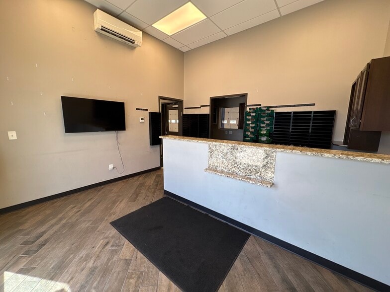 More Photos Of 2206 IFCU Way way, Lafayette Auto Repair For Sale