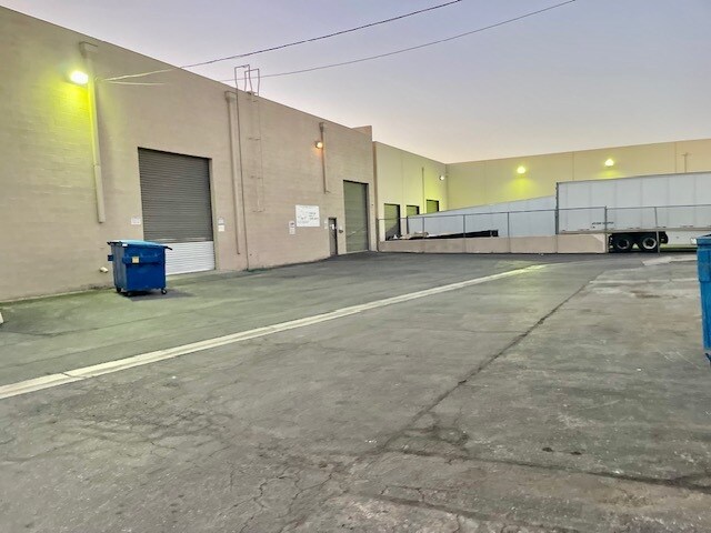 More Photos Of 5151 Procyon St, Las Vegas Warehouse For Lease