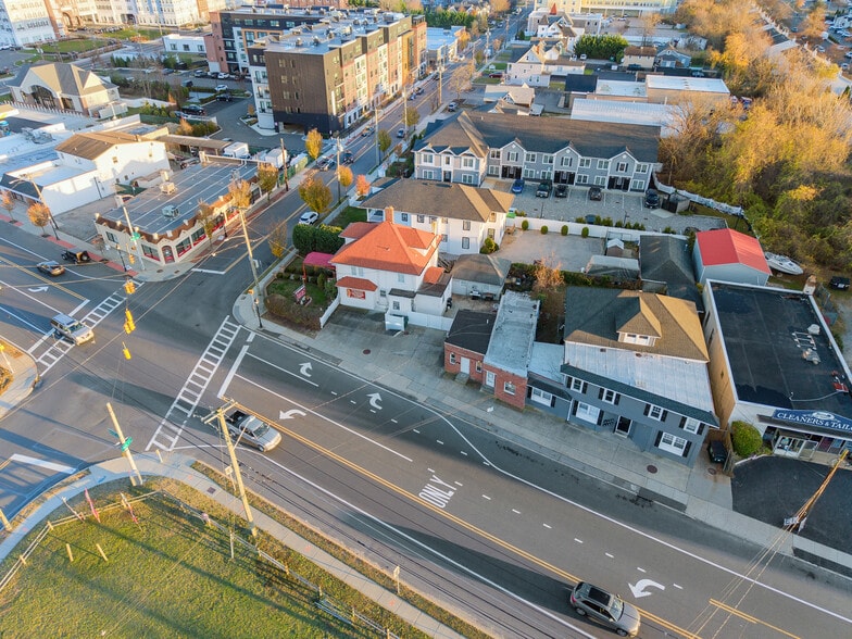 More Photos Of 70 Park Ave, Bay Shore Multifamily For Sale