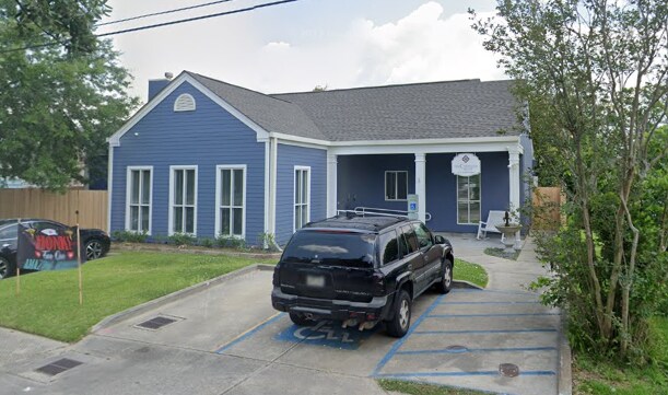 Primary Photo Of 507 Upstream St, River Ridge Healthcare For Sale