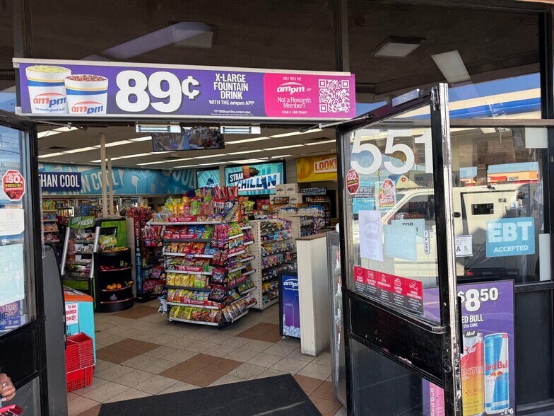 More Photos Of 551 N Lamb Blvd, Las Vegas Service Station For Sale