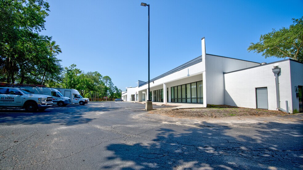 More Photos Of 8535 Baymeadows Rd, Jacksonville Unknown For Lease