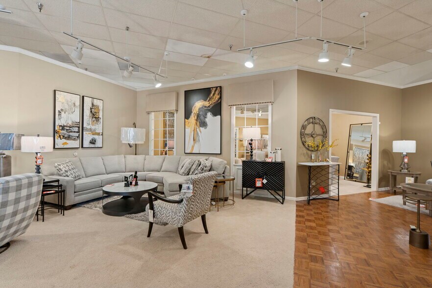 More Photos Of 334 County Road 81, Osseo Storefront Retail Office For Sale