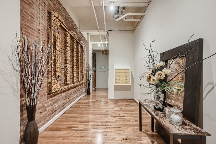 More Photos Of 311-313 W Baltimore St, Baltimore Apartments For Sale