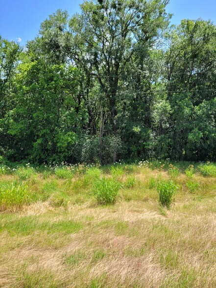 More Photos Of 1175 SW Loop 286, Paris Land For Sale