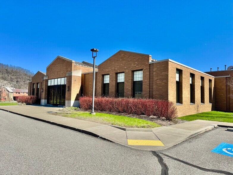 Primary Photo Of 200 Center St, McKeesport Warehouse For Lease