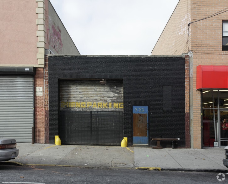 Primary Photo Of 122 Nostrand Ave, Brooklyn Warehouse For Sale