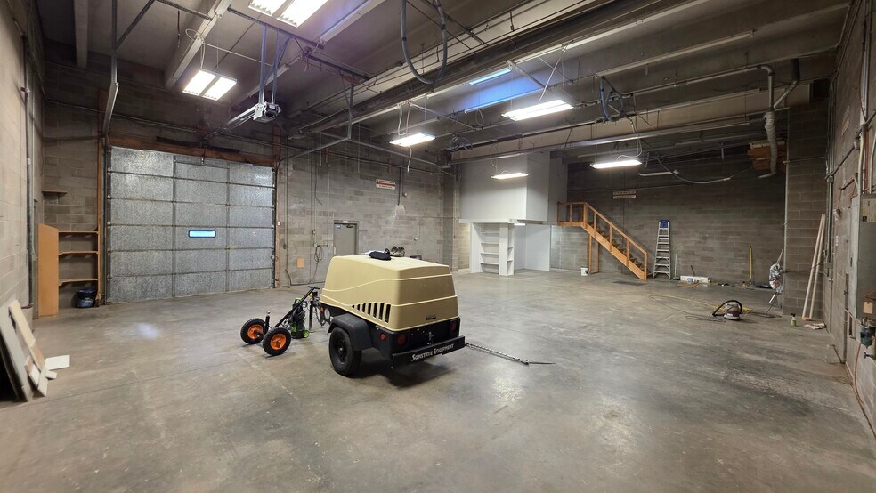 More Photos Of 69-75 Sunflower Rd, Colorado Springs Warehouse For Lease