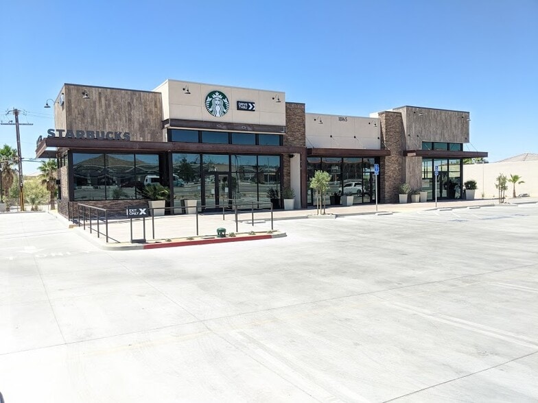 More Photos Of 18165 US Highway 18, Apple Valley Storefront For Lease
