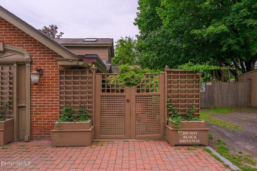 More Photos Of 4 Main St, West Stockbridge Apartments For Sale