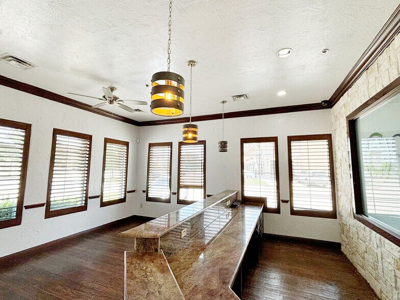 More Photos Of 6814 Lebanon Rd, Frisco Medical For Lease