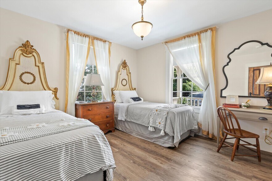 More Photos Of 16 Locust St, Saint Augustine Specialty For Sale