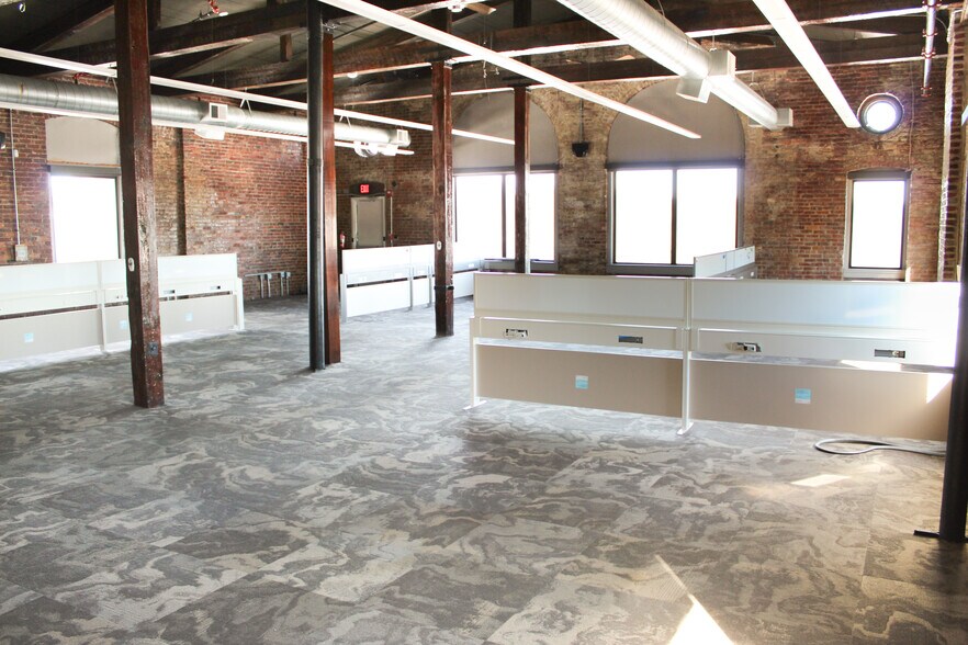 More Photos Of 4946-4950 Parkside Ave, Philadelphia Loft Creative Space For Lease