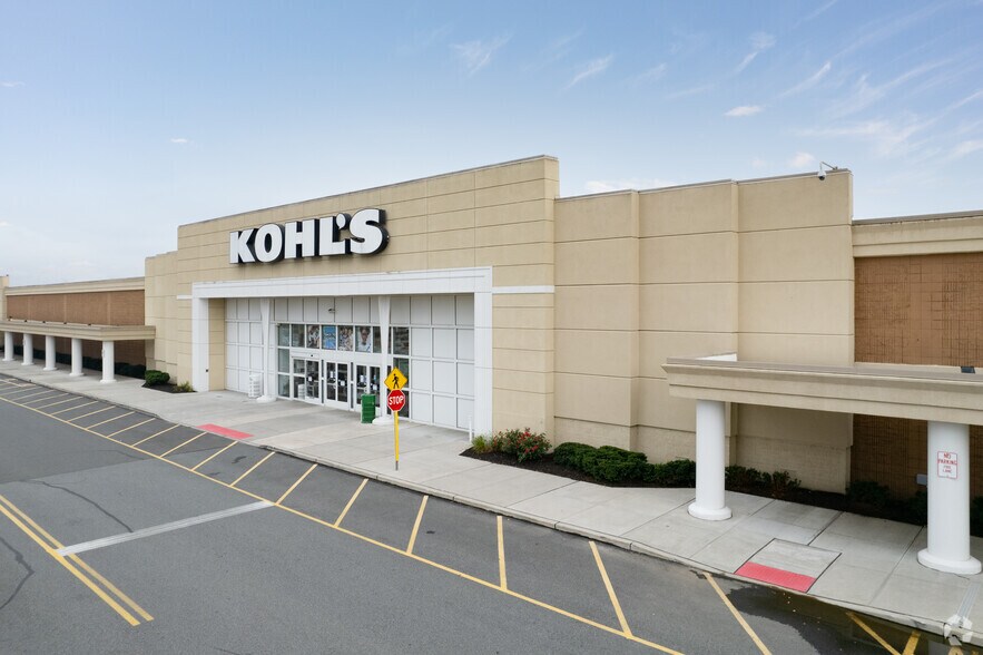 More Photos Of 1711 State Route 10 E, Morris Plains General Retail For Lease