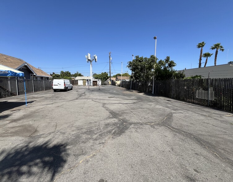 Primary Photo Of 1325 S Main St, Santa Ana Land For Sale