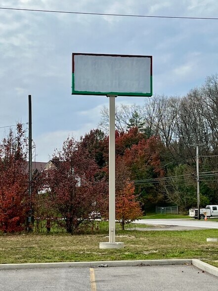 More Photos Of 360 N Main St, Amsterdam Freestanding For Lease