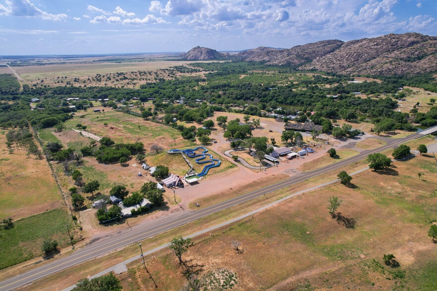 More Photos Of 42851 E County Road 1470, Lone Wolf Land For Sale