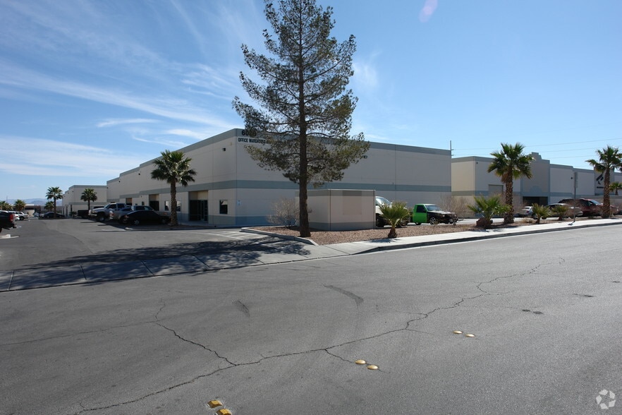 More Photos Of 6038 Topaz St, Las Vegas Warehouse For Lease