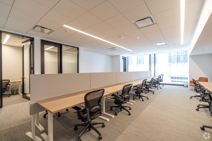 More Photos Of 845 Texas Ave, Houston Office For Lease