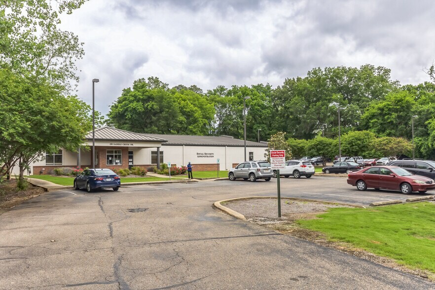 More Photos Of 199 Saddle Creek Dr, Tupelo Office For Sale