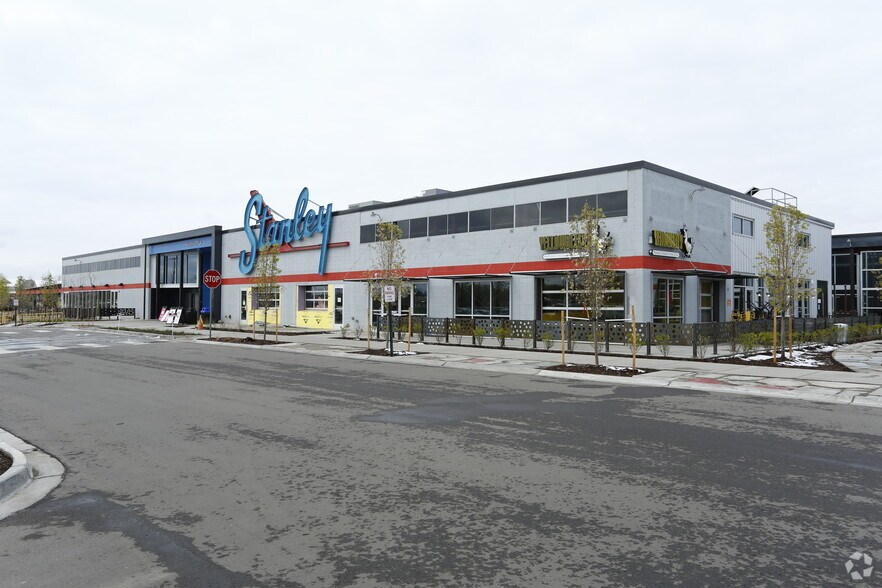 More Photos Of 2501 Dallas St, Aurora General Retail For Lease