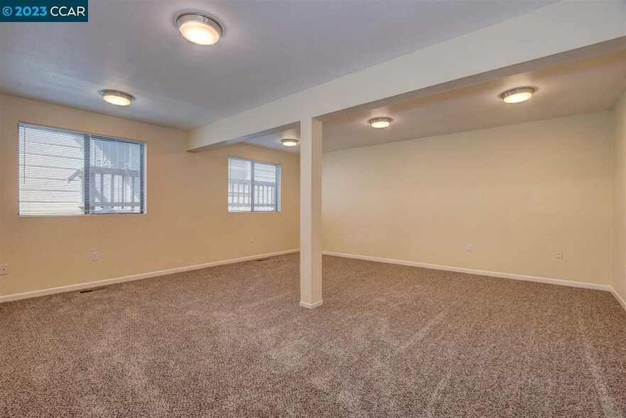 More Photos Of 619 Edwards St, Crockett Healthcare For Sale